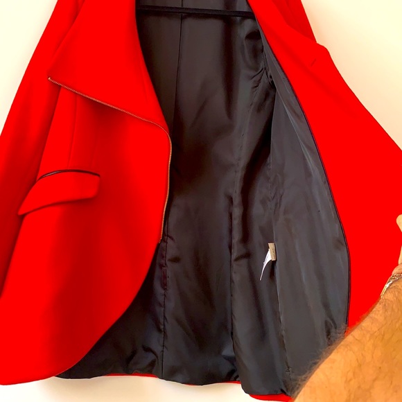 French Connection Size 14 US Wide Collar Tulip Hem Fire Engine Red Coat - Picture 11 of 17